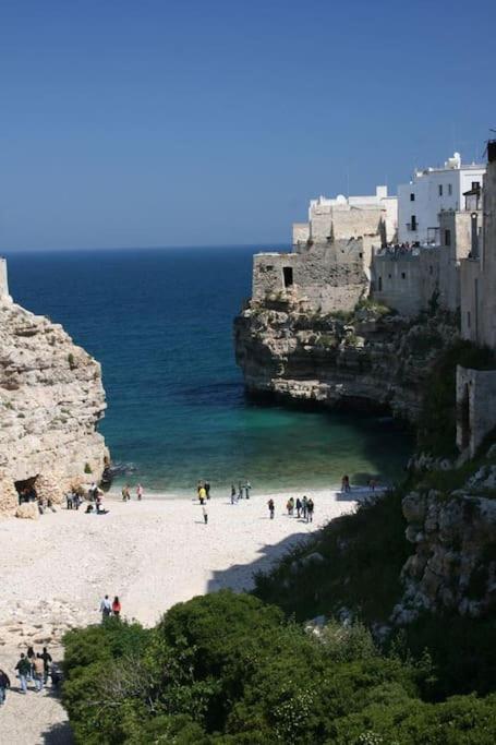La Casa Di Gio Con Terrazzino Panoramico Appartement Polignano a Mare Buitenkant foto